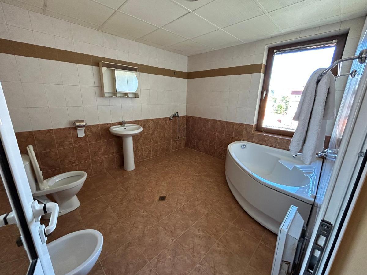 Hotel Rade 2 Vratsa Екстер'єр фото